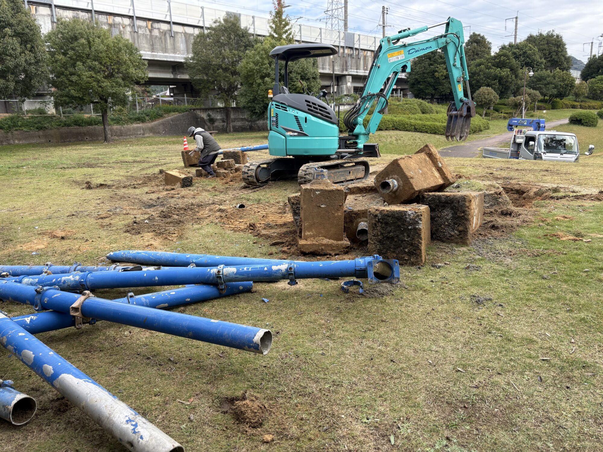Title: 念願の、、 | Press-154 | Image No.6 | 公園管理共同事業体 三和土 | タタキ | 山口県下関市都市公園管理 | 有限会社 浜田造園 | 有限会社 規周園 | 株式会社 造園 堀